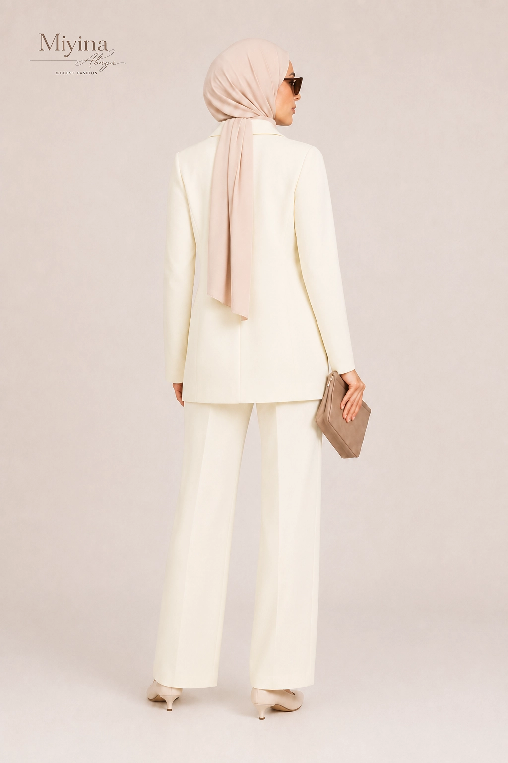 Miyina Wholesale Box Fit Blazer Off White Custom Structured Silhouette Relaxed Fit Muslim Manufacturer
