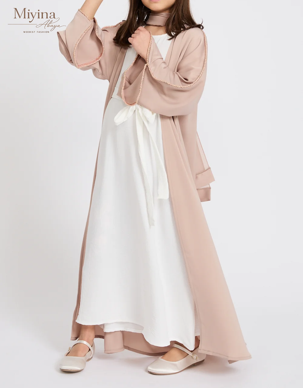 Miyina Wholesale Junior Girls 4-Piece Open Abaya Set with Lace Sleeve Detailing Nude Mink OEMODM Manufacturer Low MOQ-sku4