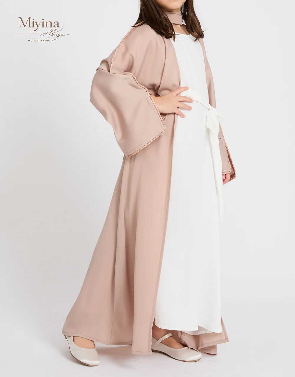 Miyina Wholesale Junior Girls 4-Piece Open Abaya Set with Lace Sleeve Detailing Nude Mink OEMODM Manufacturer Low MOQ-sku5