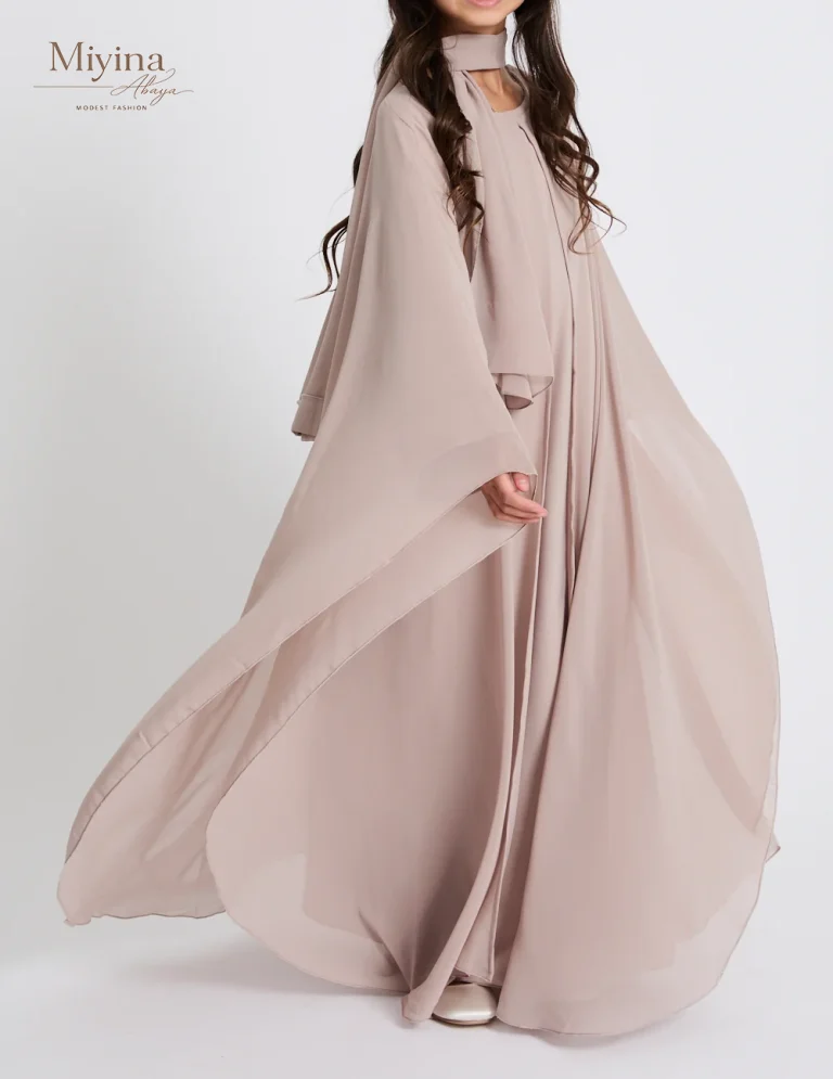 Miyina Wholesale Junior Girls Closed Abaya with Butterfly Cut Misty Mink Chiffon Overlay OEMODM Manufacturer Low MOQ sku3